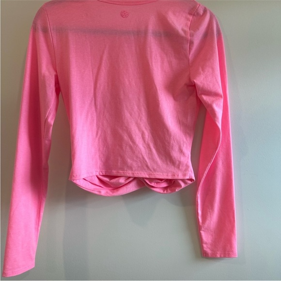 Lilly Pulitzer Greer Cropped Pink Shandy Top Luxletic Crop Athletic
Shirt Size S - Picture 2 of 5
